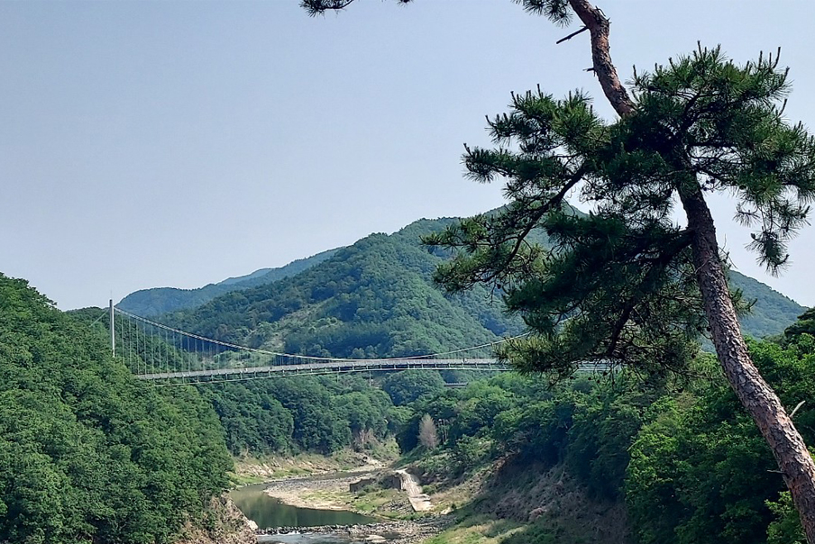 [초특가] 포천 비둘기낭 폭포와 산정호수 둘레길 산책/평화농원(중식제공) 당일